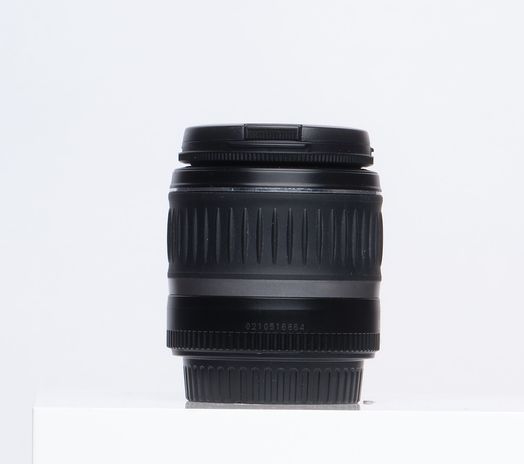3月8日限定【2本】Canon EF-S18-55mm & 55-250mm Canon EF-S 18-55mm f/3.5-5.6 II Autofocus APS-C Lens, Black {58}