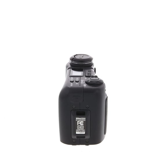 Nikon Coolpix 950 Digital Camera, Black {2.1MP}