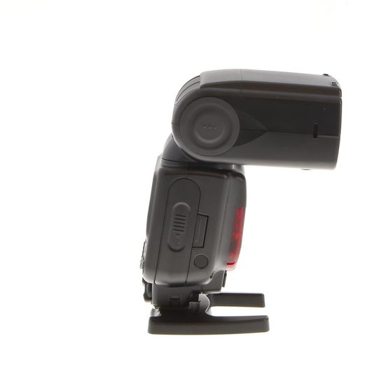 Nikon SB-900 i-TTL Speedlight Flash [GN131] {Bounce, Swivel, Zoom}