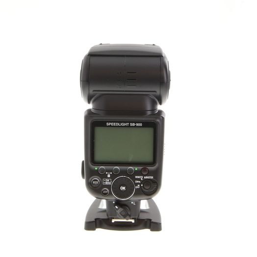 Nikon SB-900 i-TTL Speedlight Flash [GN131] {Bounce, Swivel, Zoom}
