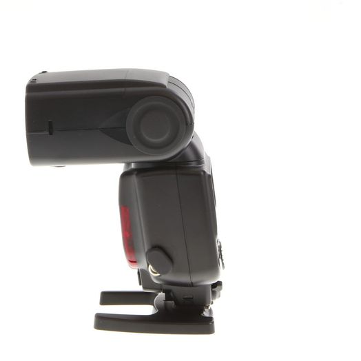 Nikon SB-900 i-TTL Speedlight Flash [GN131] {Bounce, Swivel, Zoom}