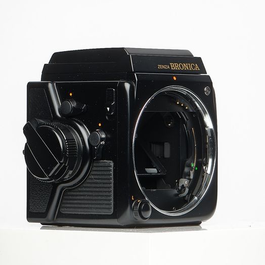 Bronica SQ-Ai 6x6 Medium Format Camera Body