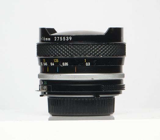 Nikon 16mm f/3.5 Fisheye-NIKKOR Auto AI Manual Focus Lens {Built
