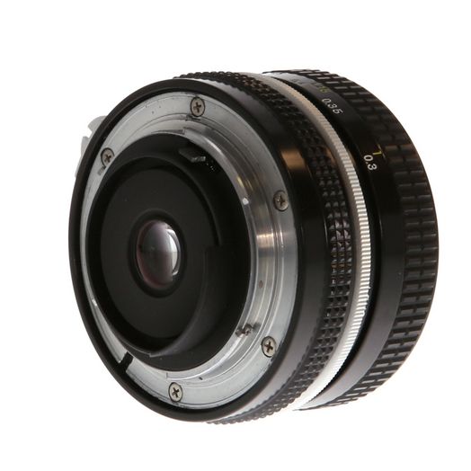 Nikon 20mm f/4 NIKKOR Non AI Manual Focus Lens {52}
