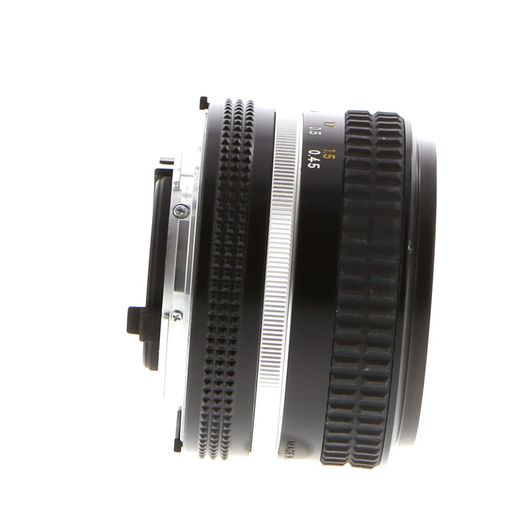 Nikon 50mm f/1.4 NIKKOR AIS Manual Focus Lens {52}