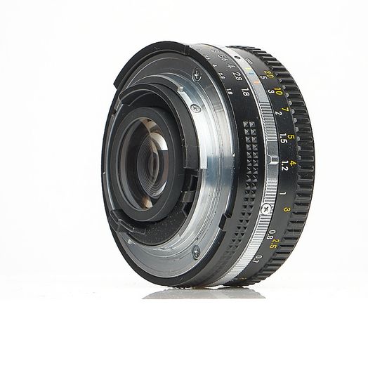 Nikon Nikkor 50mm F/1.8 AIS/Late Manual Focus Lens {52} - Used SLR
