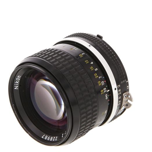 Nikon 85mm f/2 NIKKOR AI Manual Focus Lens {52}