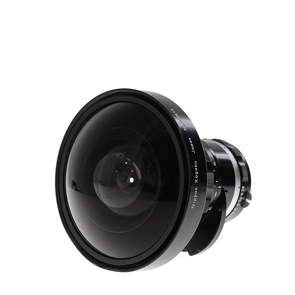 Nikon 8mm f/2.8 Fisheye-NIKKOR Non AI Nippon Kogaku Japan Manual Focus Lens