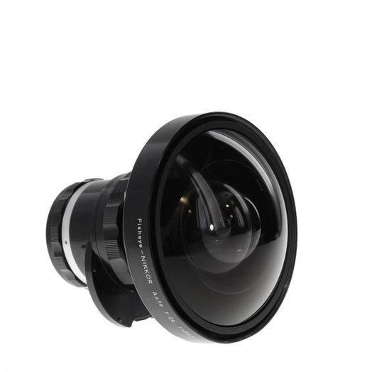 Nikon 8mm f/2.8 Fisheye-NIKKOR Non AI Nippon Kogaku Japan Manual
