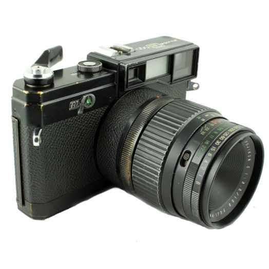 Fuji G690 BL Medium Format Camera with 100mm f/3.5 Lens {72}