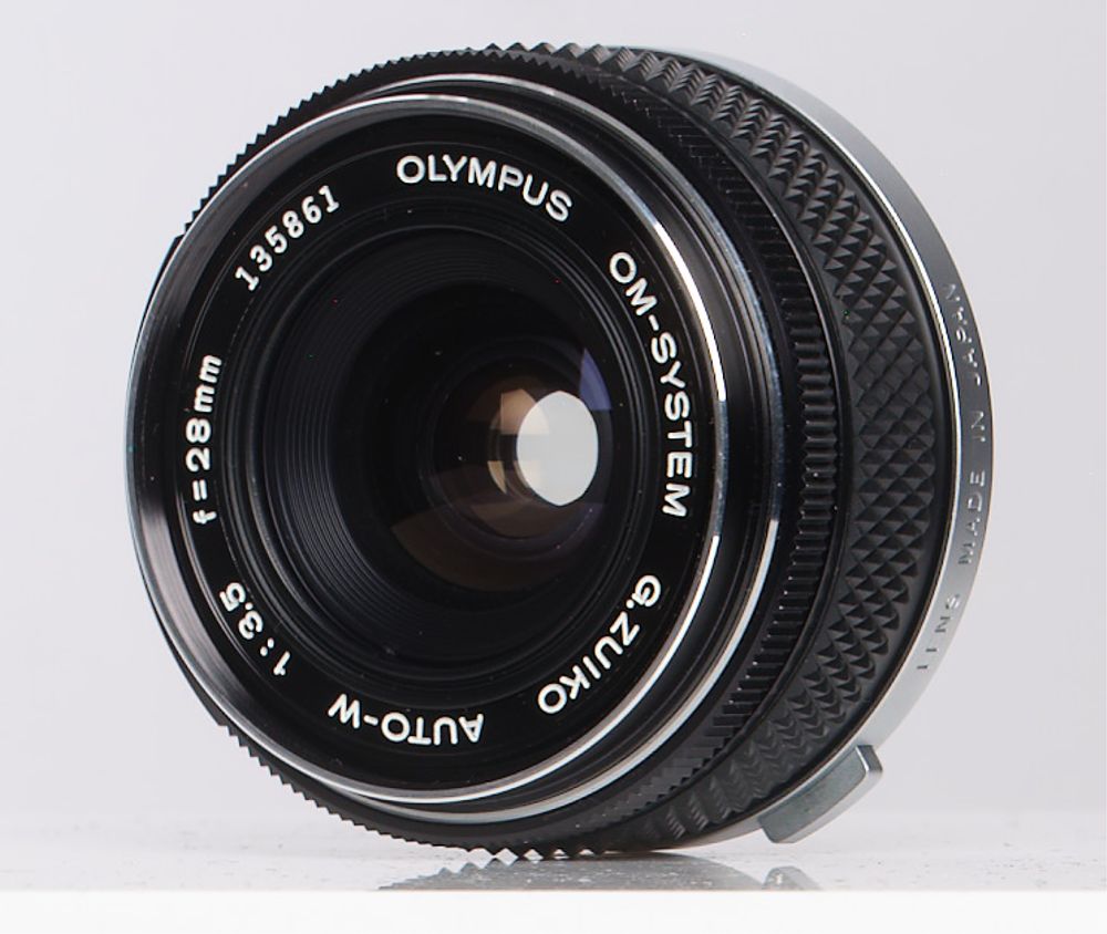 Olympus Zuiko 28mm f/3.5 Manual Focus Lens for OM-Mount {49}