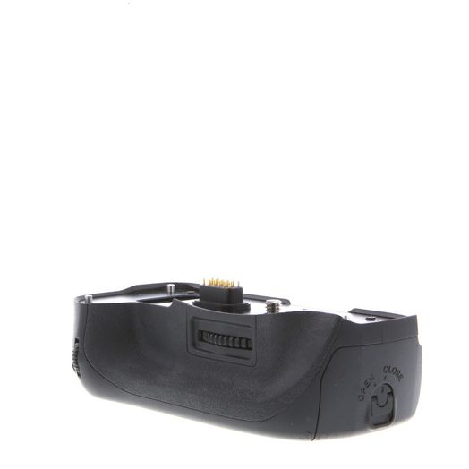 Pentax D-BG2 Battery Grip with D-Li50 Battery Holder