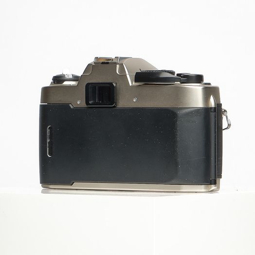 Nikon FM10 35mm Camera Body, Chrome - Used 35mm Film Cameras