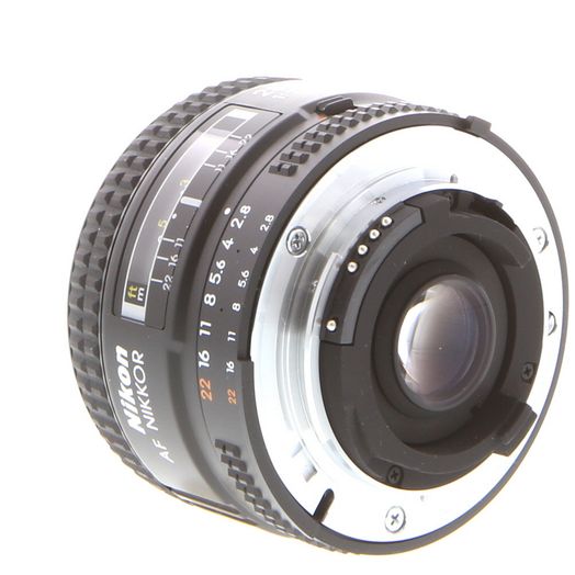 Nikon AF NIKKOR 28mm f/2.8 D Autofocus Lens {52}