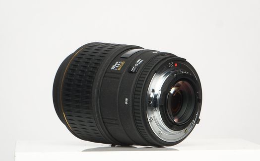 Sigma 105mm f/2.8 ( 5-Pin ) EX D Macro 1:1 Autofocus Lens for