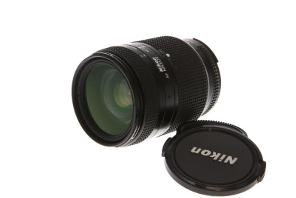 Nikon AF NIKKOR 35-70mm f/2.8 D Macro Autofocus Lens {62}