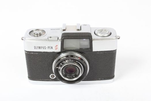 Olympus PEN S 2.8 35mm Camera, Chrome