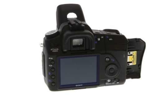 Sony Alpha a200 DSLR Camera Body, Black {10.2MP}