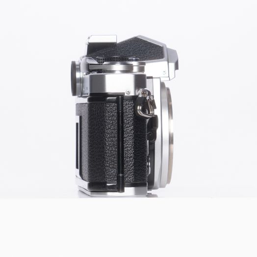 Nikon fm body ボディ Nikon FM 35mm Camera Body, Chrome - Used 35mm Film Cameras - Used