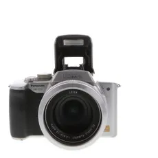 Panasonic Lumix DMC-LC1 Digital Camera, Black {5MP}