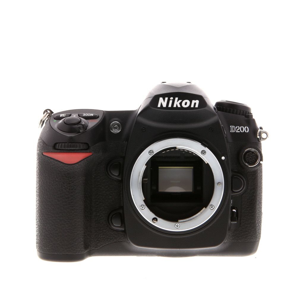 Nikon D200 ボディ 282970-2051263_01_r1000x.jpg