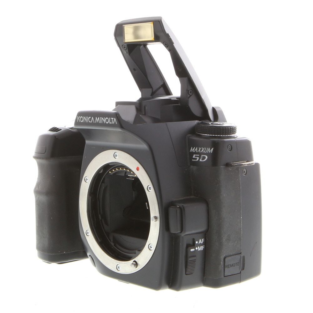 Konica Minolta Maxxum 5D DSLR Camera Body {6.1MP}
