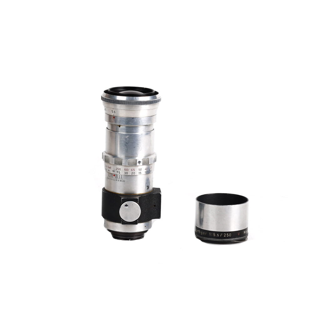 Meyer-Optik Gorlitz 250mm Telemegor Lens