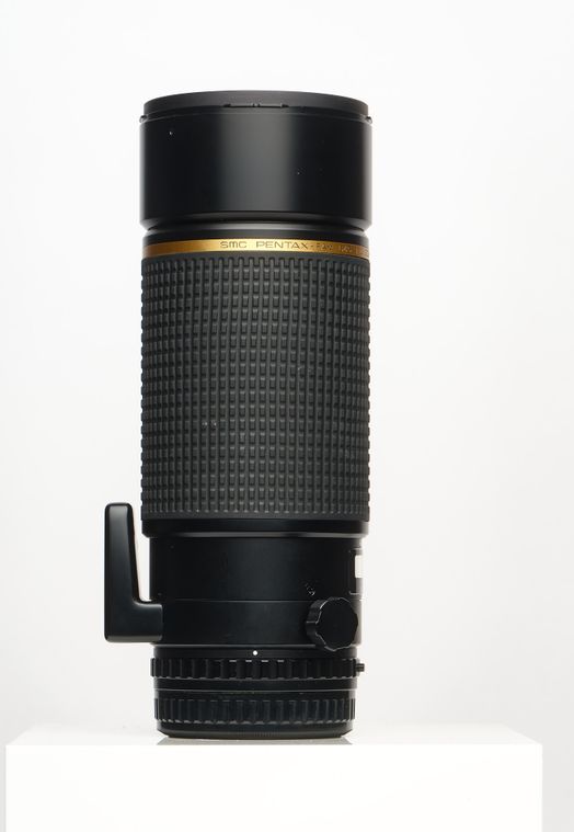 Pentax 300mm f/4.0 smc PENTAX-FA* 645 ED (IF) Autofocus Lens for