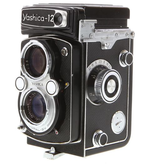 Yashica 12 with 80mm f/3.5 Yashinon Medium Format TLR Camera (6X6
