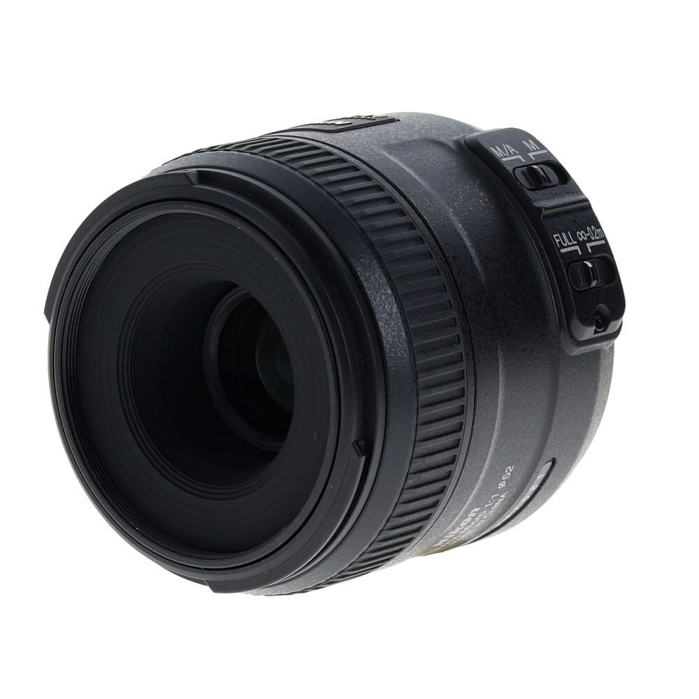 Nikon AF-S DX Micro Nikkor 40mm f/2.8 G Macro Autofocus APS-C Lens