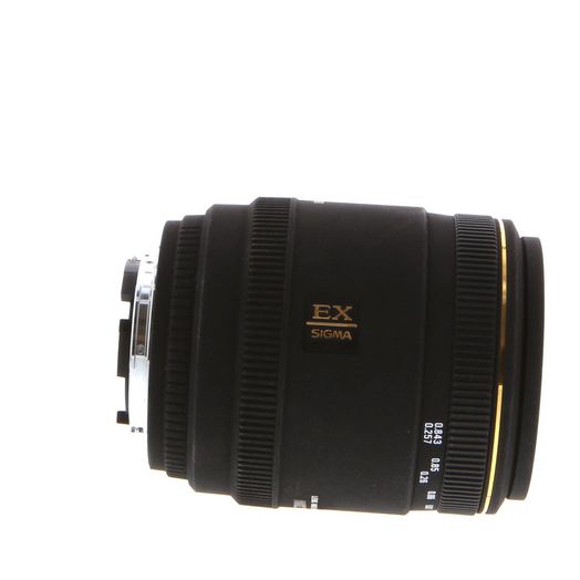 Sigma 70mm f/2.8 EX DG Macro Autofocus Lens for Nikon {62}