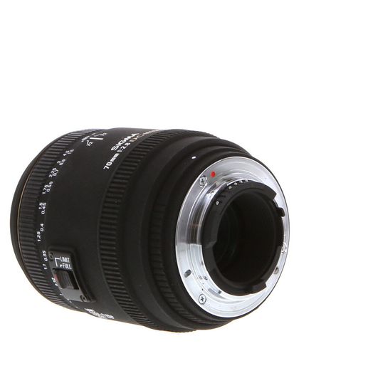 Sigma 70mm f/2.8 EX DG Macro Autofocus Lens for Nikon {62}
