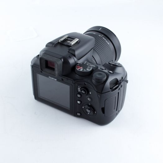 FUJIFILM FinePix S200EXR Digital Camera, Black {12MP}