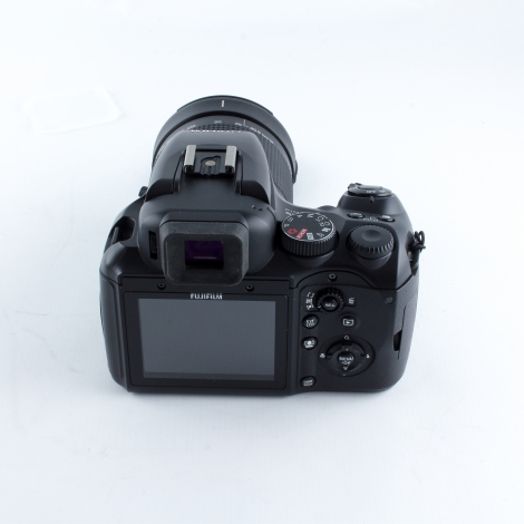 FUJIFILM FinePix S200EXR Digital Camera, Black {12MP}