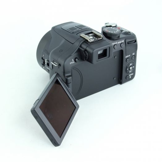 Leica V-Lux 3 Digital Camera {12.8MP}
