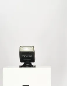 Fuji Strobe GA (GA645 Pro) Flash [GN80]