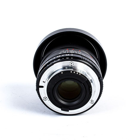 Zeiss 28mm f/2 Distagon ZF.2 T* AIS Manual Focus Lens for Nikon (CPU Contacts)