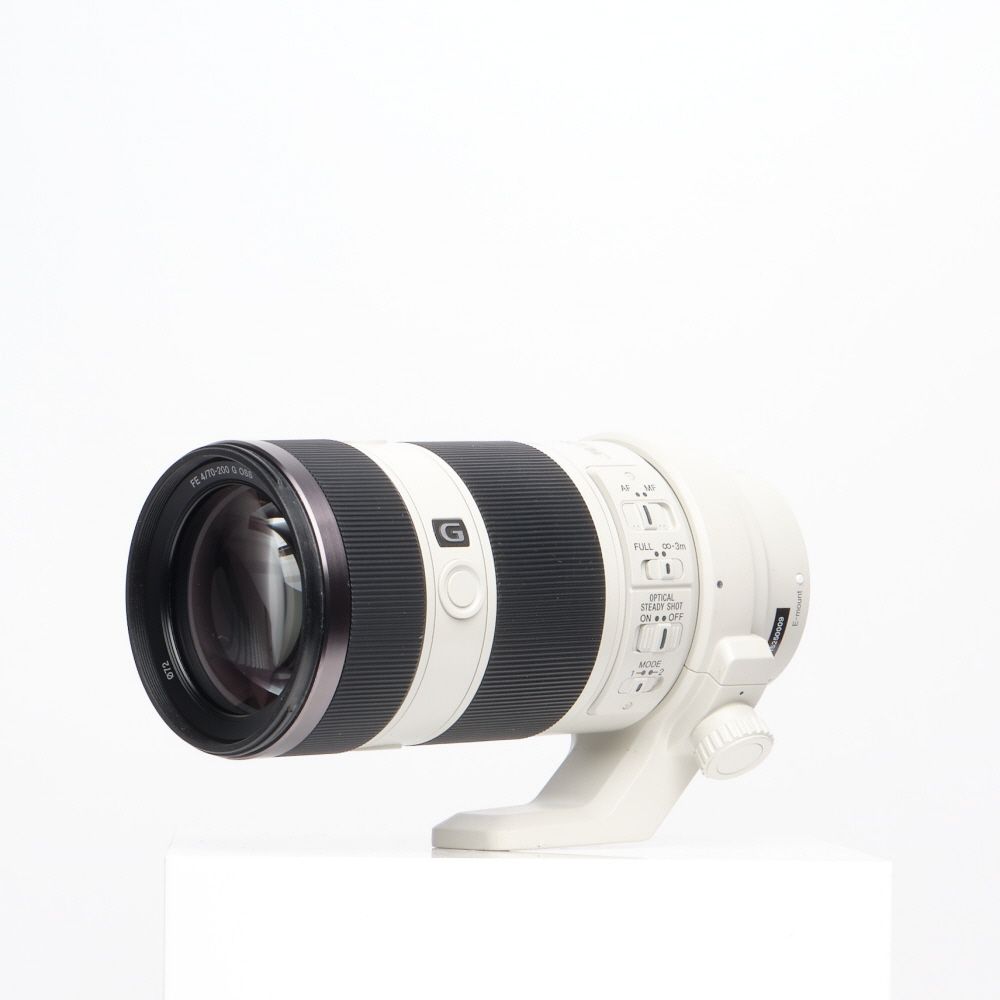 Sony 70-200mm f/4.0 G OSS FE AF E-Mount Lens {72} with Tripod