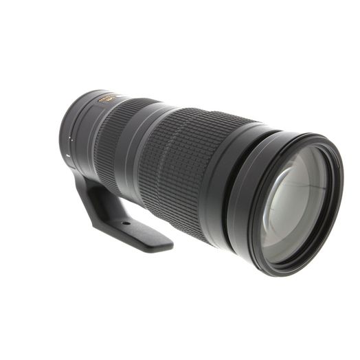 Nikon AF-S NIKKOR 200-500mm f/5.6 E ED VR Autofocus IF Lens {95