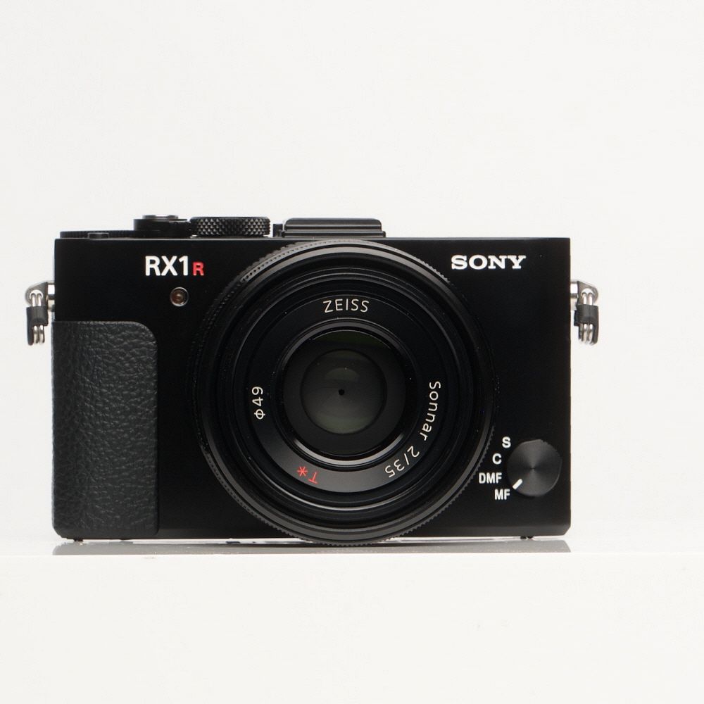 デジタルカメラ SONY Cyber-shot RX1R 369445-5609065_02_r1000x.jpg