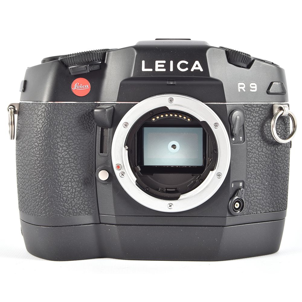 Leica R9 本体 Leica R9 35mm Camera Body, Black with Motor-Winder R8