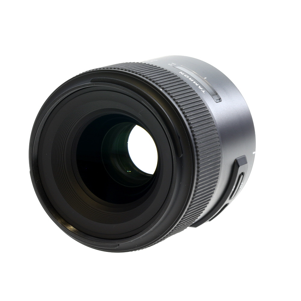 Tamron SP 45mm f/1.8 Di VC USD Lens for Canon EF-Mount