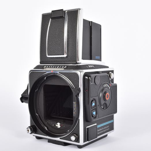 Hasselblad 203FE ボディのみ Hasselblad 203FE Medium Format Camera Body, Chrome with Waist