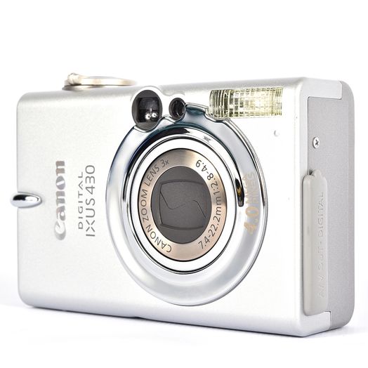 Canon IXUS 430 Digital Camera, Silver {4.0MP} International