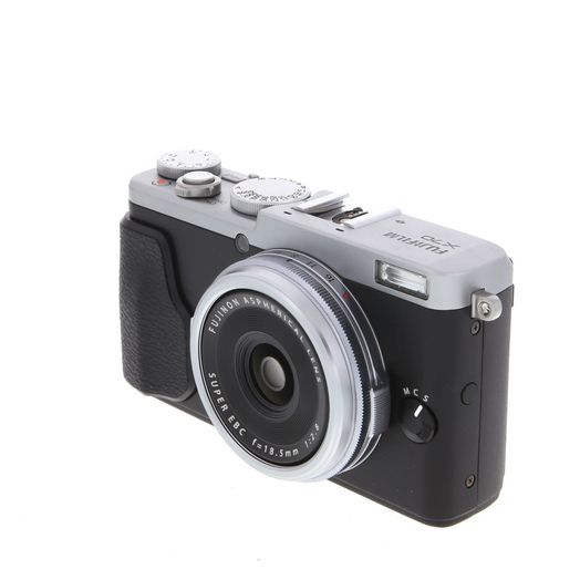 Fujifilm X70 Digital Camera, Silver {16.3MP}