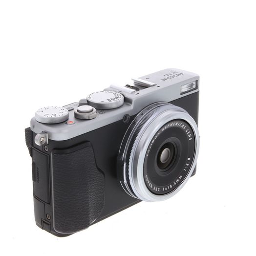 Fujifilm X70 Digital Camera, Silver {16.3MP}