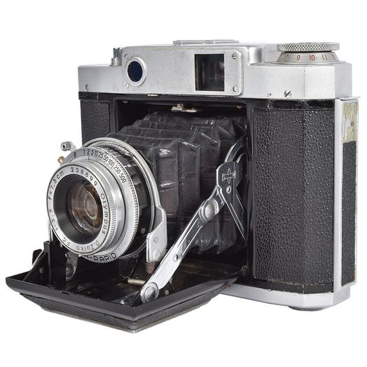 Mamiya-6 IVS (Late) with 7.5cm (75mm) f/3.5 Zuiko F.C. Seikosha-Rapid