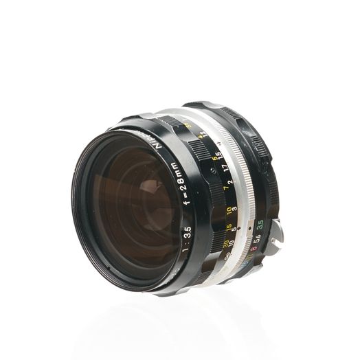 Nippon kogaku 28mm 3.5 Nikon ニコン Nikon 28mm f/3.5 NIKKOR-H Auto AI'D Nippon Kogaku Japan Manual