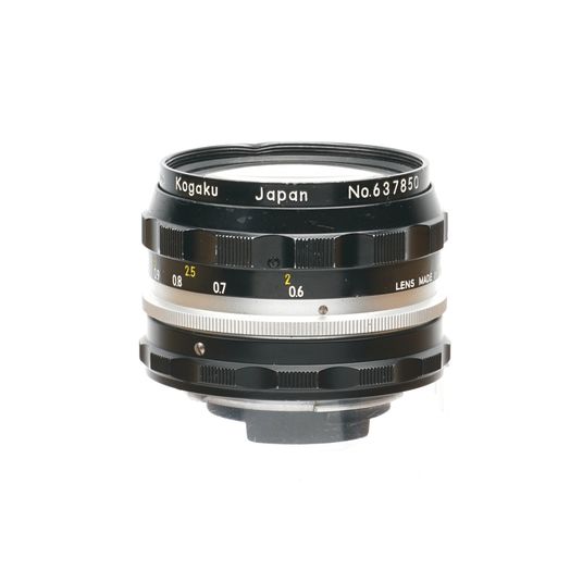 Nikon 28mm f/3.5 NIKKOR-H Auto AI'D Nippon Kogaku Japan Manual