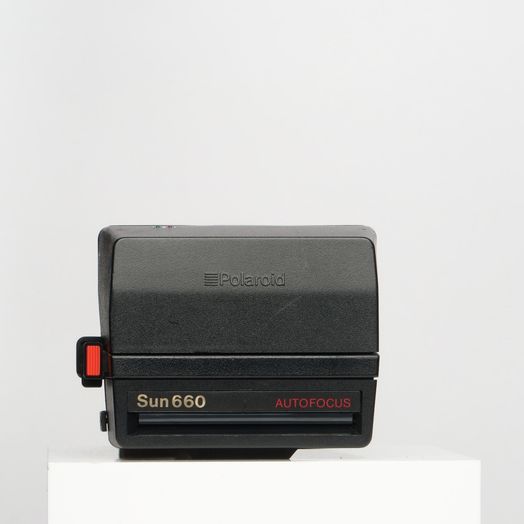 Polaroid Sun Autofocus 660 Instant Film Camera, Black (600 Instant